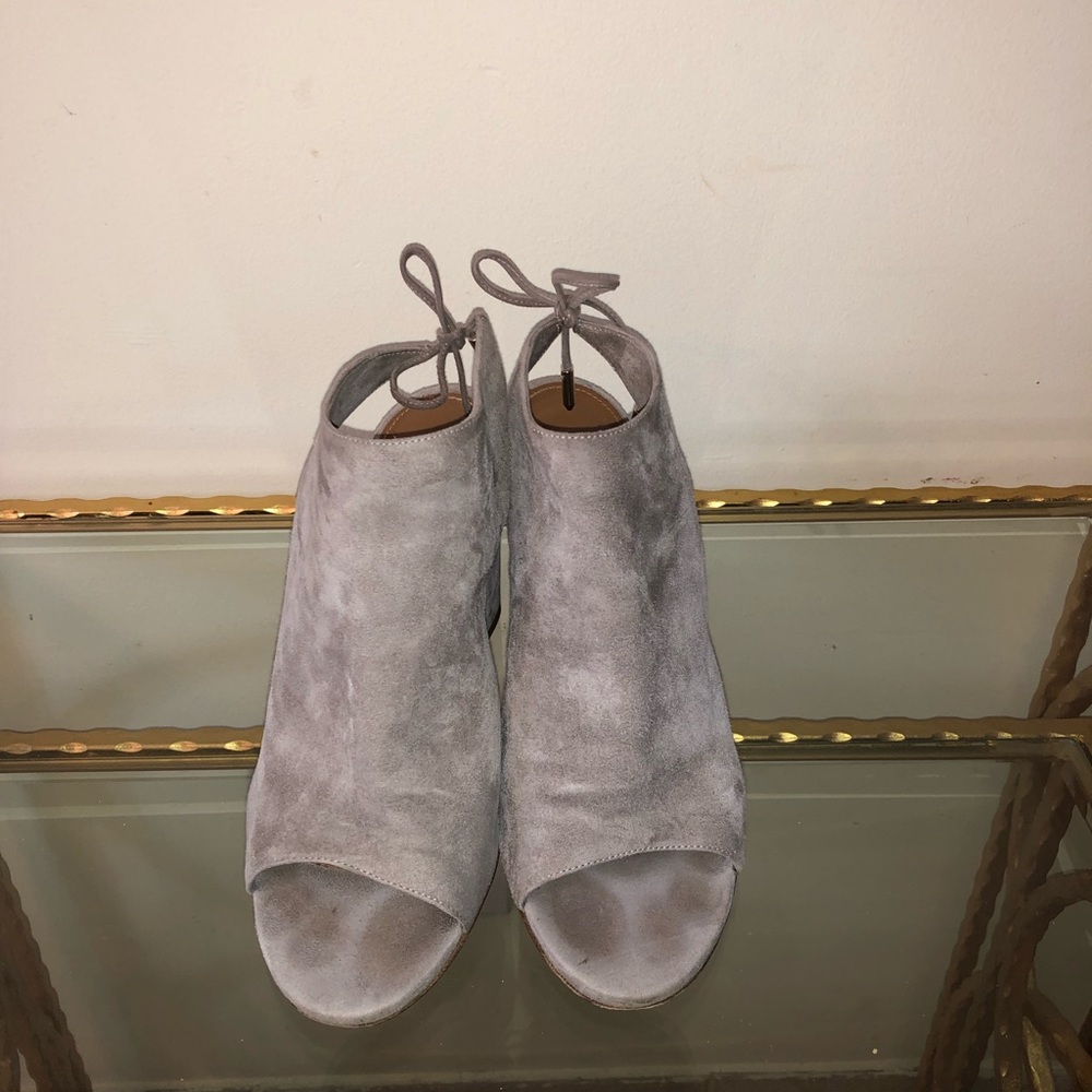 Aquazzura suede Sandals in grey. Authentic